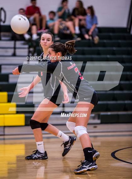 Thumbnail 3 in Heritage @ Loudoun Valley photogallery.