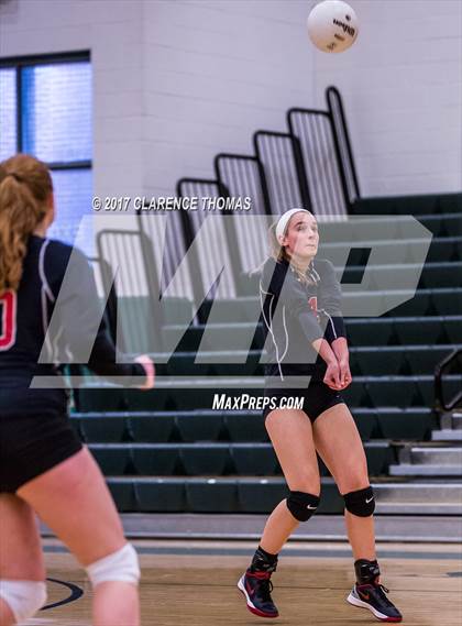 Thumbnail 3 in Heritage @ Loudoun Valley photogallery.