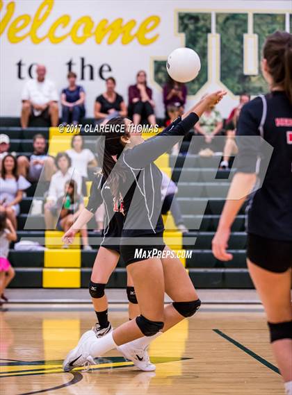 Thumbnail 2 in Heritage @ Loudoun Valley photogallery.
