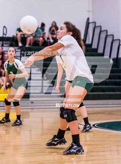 Thumbnail 1 in Heritage @ Loudoun Valley photogallery.