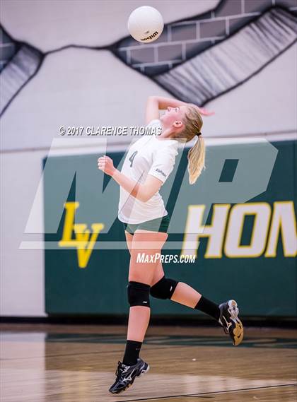 Thumbnail 3 in Heritage @ Loudoun Valley photogallery.