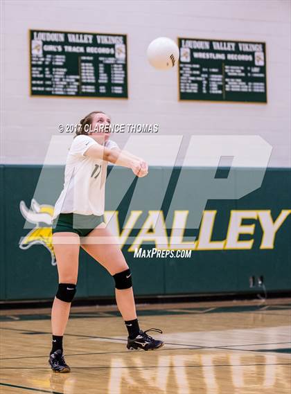 Thumbnail 2 in Heritage @ Loudoun Valley photogallery.