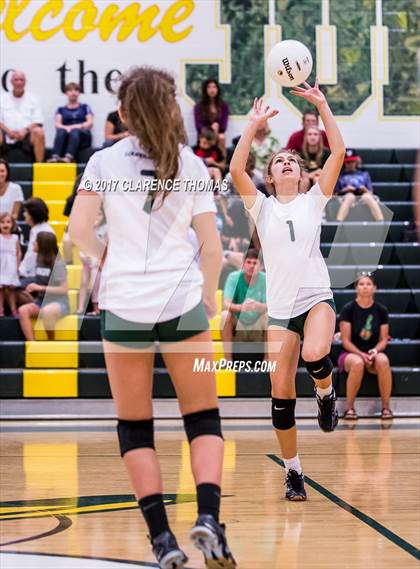 Thumbnail 1 in Heritage @ Loudoun Valley photogallery.