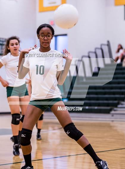 Thumbnail 2 in Heritage @ Loudoun Valley photogallery.