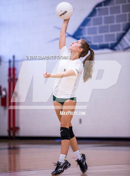 Thumbnail 3 in Heritage @ Loudoun Valley photogallery.