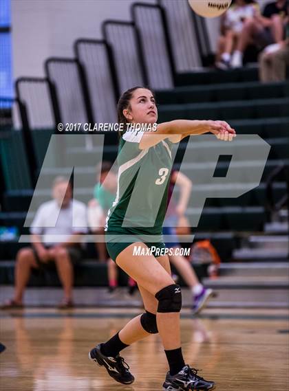 Thumbnail 2 in Heritage @ Loudoun Valley photogallery.