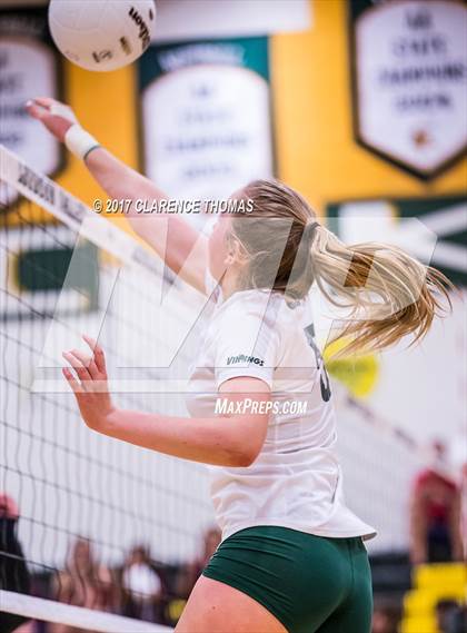 Thumbnail 3 in Heritage @ Loudoun Valley photogallery.