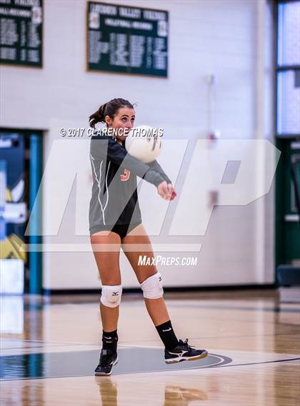 Thumbnail 2 in Heritage @ Loudoun Valley photogallery.