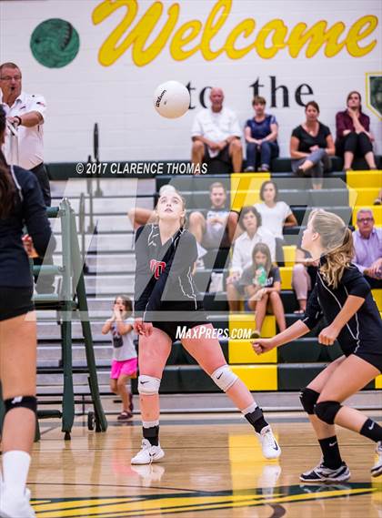 Thumbnail 3 in Heritage @ Loudoun Valley photogallery.