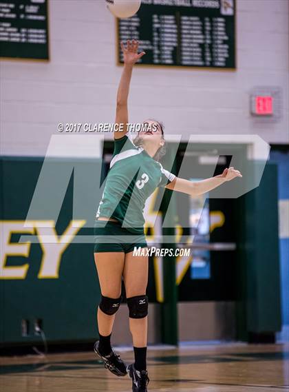 Thumbnail 3 in Heritage @ Loudoun Valley photogallery.