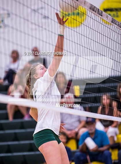 Thumbnail 3 in Heritage @ Loudoun Valley photogallery.
