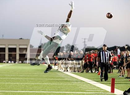 Thumbnail 1 in DeSoto @ MacArthur photogallery.
