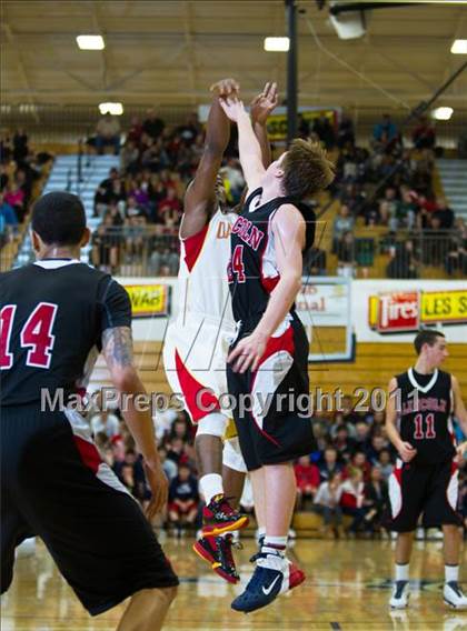 Thumbnail 2 in Lincoln vs. Oak Hill Academy (Les Schwab Invitational) photogallery.