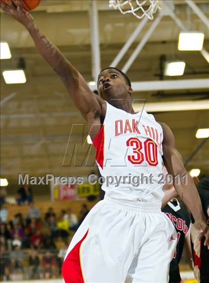 Thumbnail 1 in Lincoln vs. Oak Hill Academy (Les Schwab Invitational) photogallery.