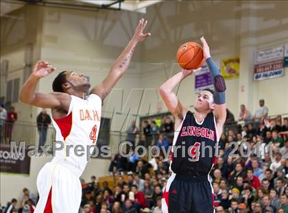 Thumbnail 3 in Lincoln vs. Oak Hill Academy (Les Schwab Invitational) photogallery.