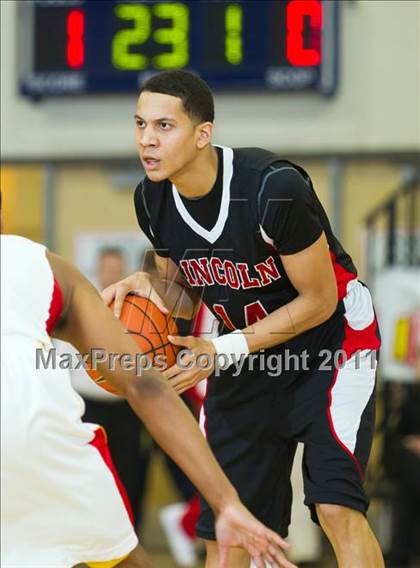 Thumbnail 1 in Lincoln vs. Oak Hill Academy (Les Schwab Invitational) photogallery.