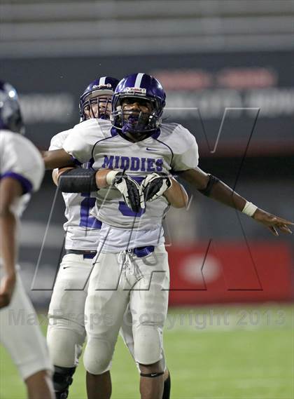 Thumbnail 2 in Middletown @ Elder (Crosstown Showdown) photogallery.