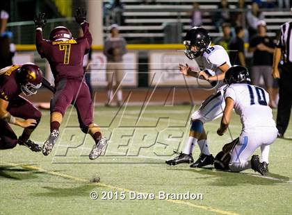 Thumbnail 3 in Buena @ Simi Valley photogallery.