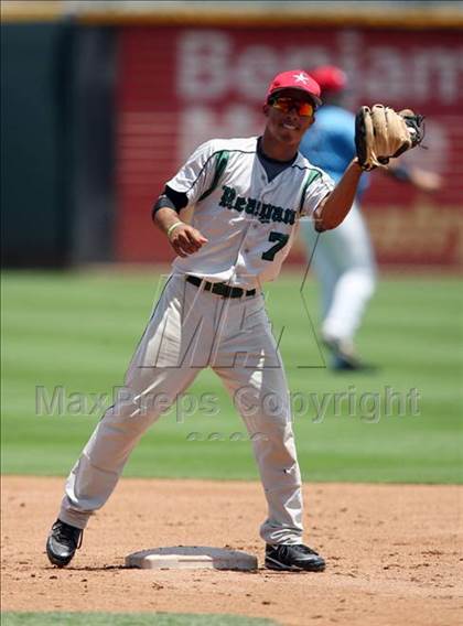 Thumbnail 3 in Texas High School Baseball Coaches Association 4A, 5A All-Stars photogallery.