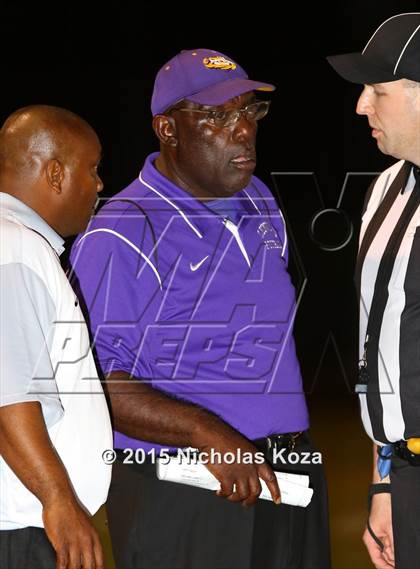 Thumbnail 2 in Lynwood vs. Jordan photogallery.