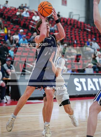 Thumbnail 2 in Virginia City vs. Smith Valley (NIAA Class 1A State Championship) photogallery.