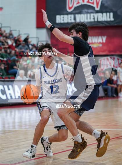 Thumbnail 1 in Virginia City vs. Smith Valley (NIAA Class 1A State Championship) photogallery.