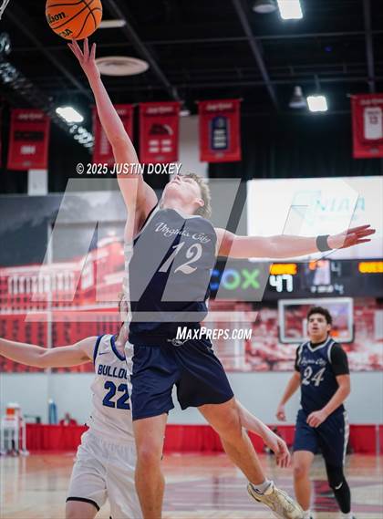 Thumbnail 2 in Virginia City vs. Smith Valley (NIAA Class 1A State Championship) photogallery.