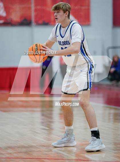 Thumbnail 1 in Virginia City vs. Smith Valley (NIAA Class 1A State Championship) photogallery.