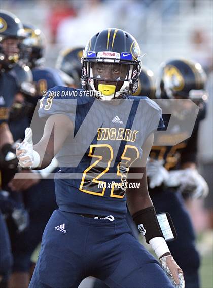 Thumbnail 3 in Elk Grove @ Inderkum photogallery.