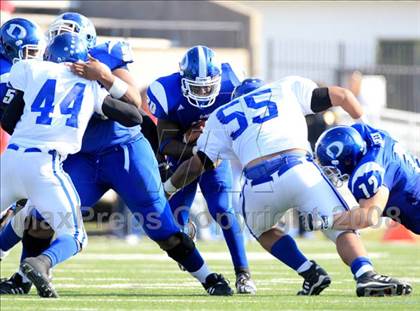 Thumbnail 2 in West Brook vs. Dickinson (Texas 5A D2 Area Playoff) photogallery.