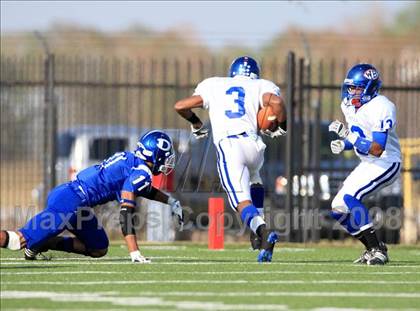 Thumbnail 2 in West Brook vs. Dickinson (Texas 5A D2 Area Playoff) photogallery.