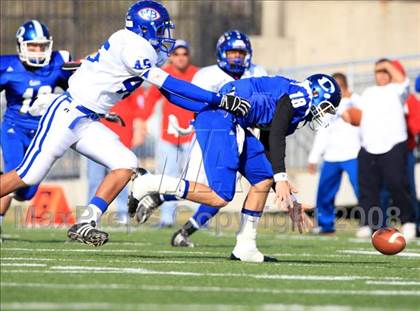 Thumbnail 2 in West Brook vs. Dickinson (Texas 5A D2 Area Playoff) photogallery.