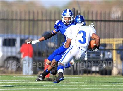 Thumbnail 3 in West Brook vs. Dickinson (Texas 5A D2 Area Playoff) photogallery.