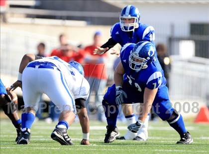 Thumbnail 3 in West Brook vs. Dickinson (Texas 5A D2 Area Playoff) photogallery.