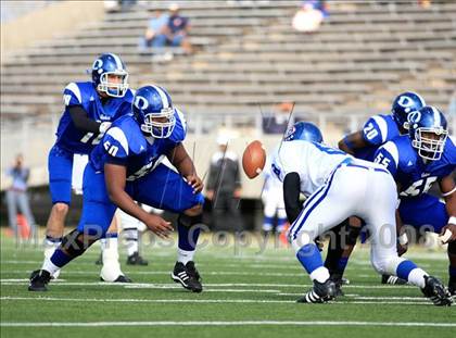 Thumbnail 3 in West Brook vs. Dickinson (Texas 5A D2 Area Playoff) photogallery.