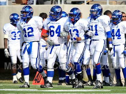 Thumbnail 3 in West Brook vs. Dickinson (Texas 5A D2 Area Playoff) photogallery.