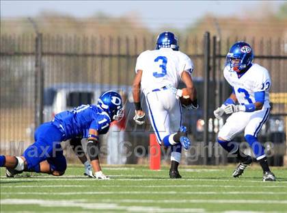 Thumbnail 3 in West Brook vs. Dickinson (Texas 5A D2 Area Playoff) photogallery.