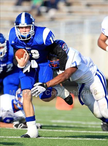 Thumbnail 2 in West Brook vs. Dickinson (Texas 5A D2 Area Playoff) photogallery.