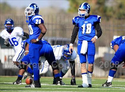 Thumbnail 3 in West Brook vs. Dickinson (Texas 5A D2 Area Playoff) photogallery.