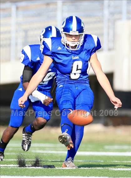 Thumbnail 3 in West Brook vs. Dickinson (Texas 5A D2 Area Playoff) photogallery.