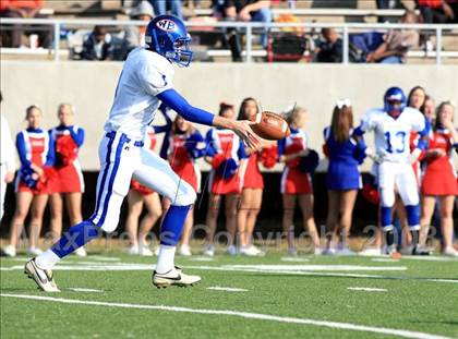 Thumbnail 3 in West Brook vs. Dickinson (Texas 5A D2 Area Playoff) photogallery.