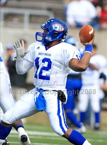 Thumbnail 2 in West Brook vs. Dickinson (Texas 5A D2 Area Playoff) photogallery.