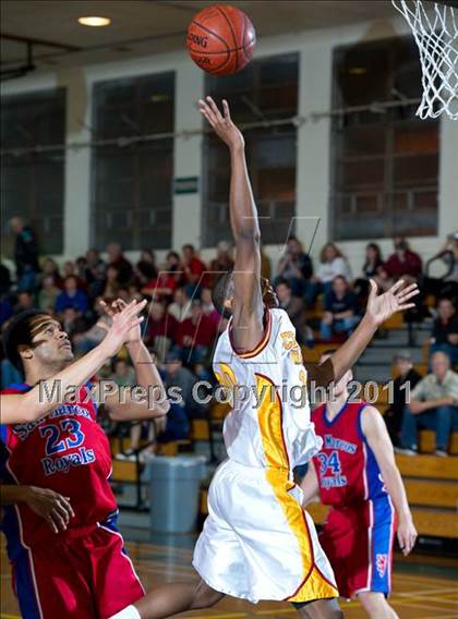 Thumbnail 2 in San Marcos vs. Clovis West (Santa Barbara Holiday Classic Tournament) photogallery.