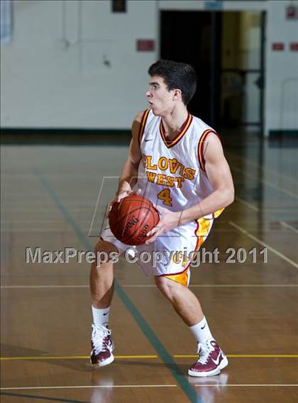 Thumbnail 1 in San Marcos vs. Clovis West (Santa Barbara Holiday Classic Tournament) photogallery.