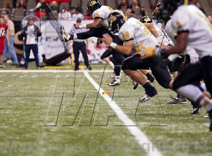 Thumbnail 2 in Many vs. Kinder (LHSAA D2 Final) photogallery.