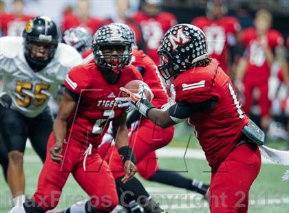 Thumbnail 3 in Many vs. Kinder (LHSAA D2 Final) photogallery.