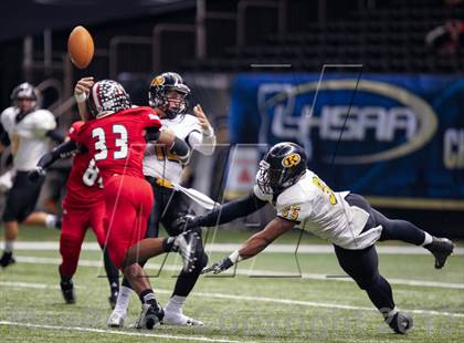 Thumbnail 3 in Many vs. Kinder (LHSAA D2 Final) photogallery.