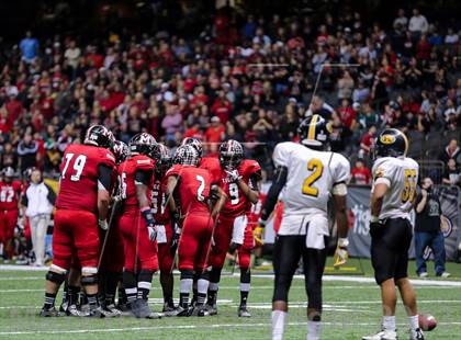 Thumbnail 1 in Many vs. Kinder (LHSAA D2 Final) photogallery.
