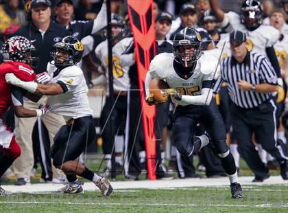Thumbnail 2 in Many vs. Kinder (LHSAA D2 Final) photogallery.