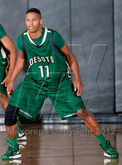 Thumbnail 2 in Langham Creek vs. DeSoto (McDonald's Texas Invitational) photogallery.
